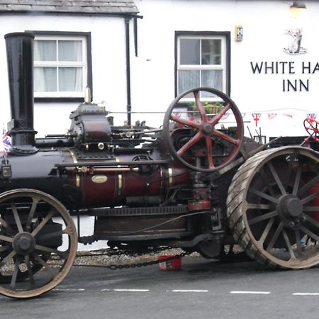 White Hart Inn Bouth Esterno foto